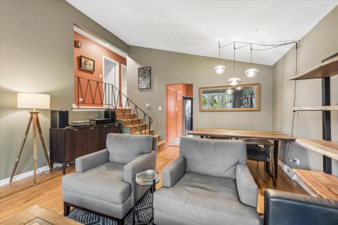 24 East Congress Street Villa Park IL 60181