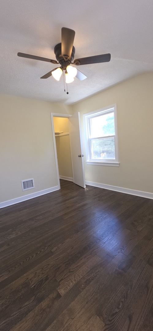 10118 South Luella Avenue Chicago IL 60617