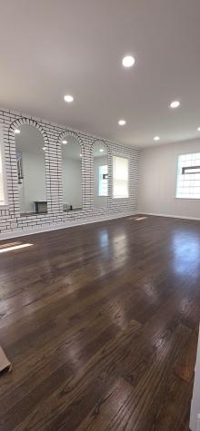 10118 South Luella Avenue Chicago IL 60617