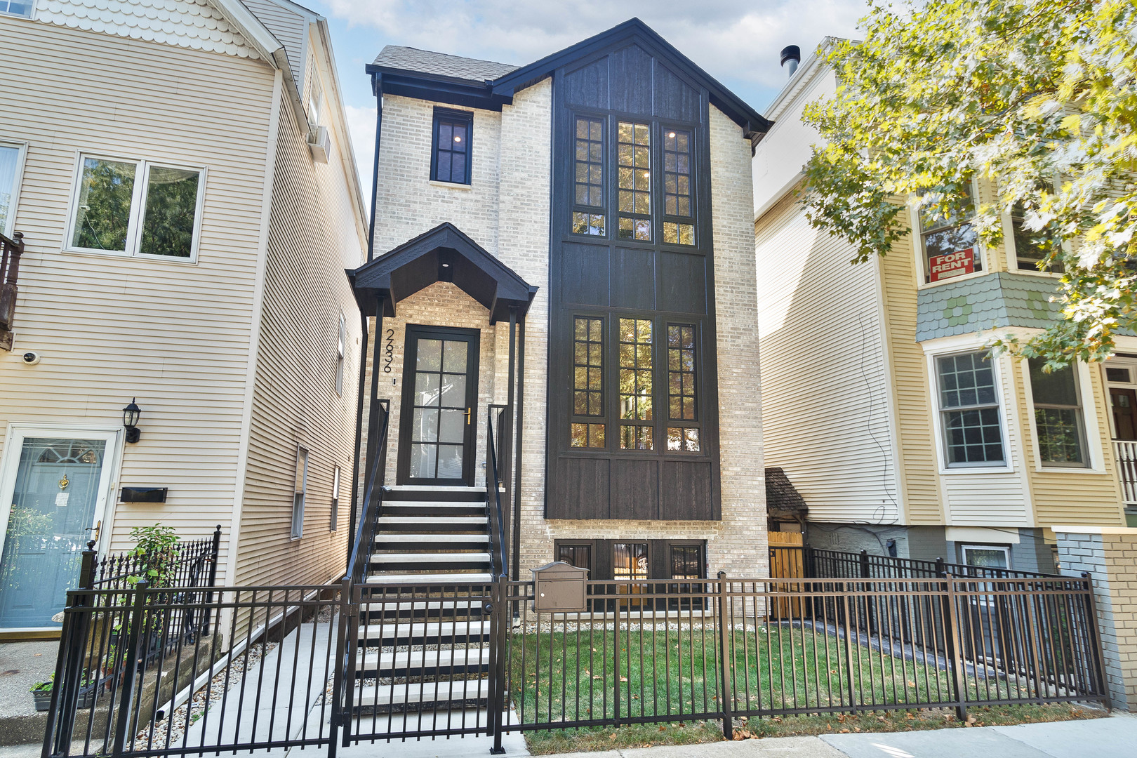 2636 North Marshfield Avenue Chicago IL 60614