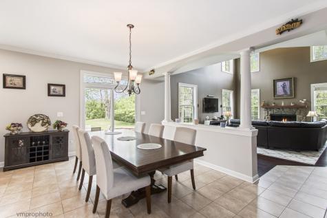 224 Red Oak Court Island Lake IL 60042