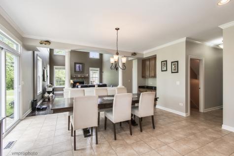 224 Red Oak Court Island Lake IL 60042