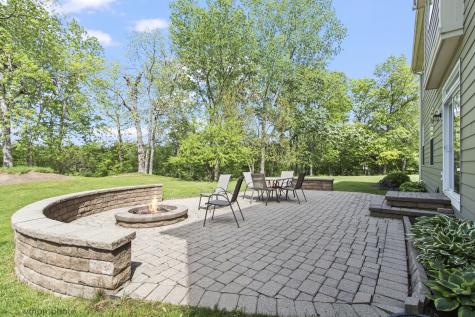 224 Red Oak Court Island Lake IL 60042