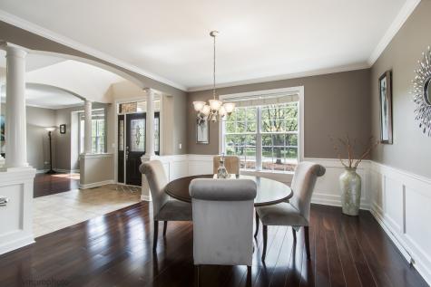 224 Red Oak Court Island Lake IL 60042