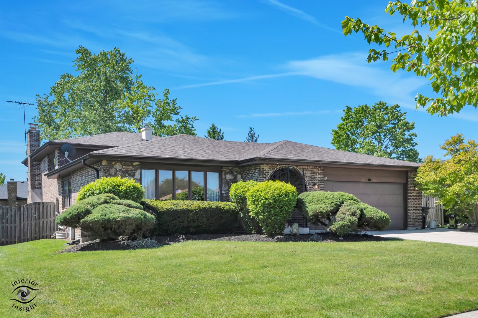 825 Walnut Drive Darien IL 60561