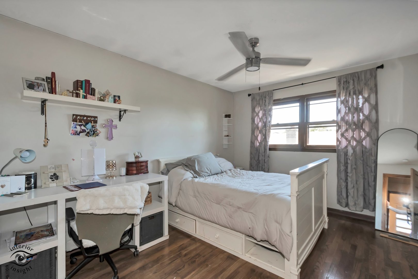 825 Walnut Drive Darien IL 60561