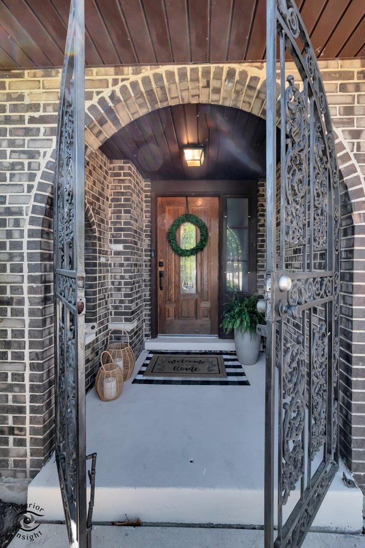 825 Walnut Drive Darien IL 60561