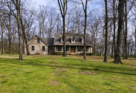 9 Fawn Drive Fairfield IL 62837