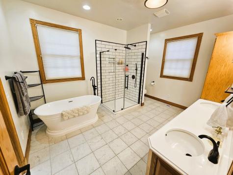9 Fawn Drive Fairfield IL 62837