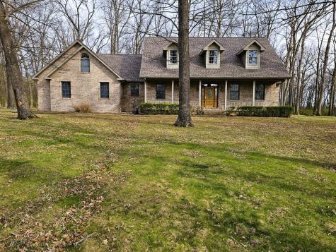 9 Fawn Drive Fairfield IL 62837