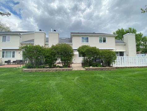 836 Golf Course Road Crystal Lake IL 60014