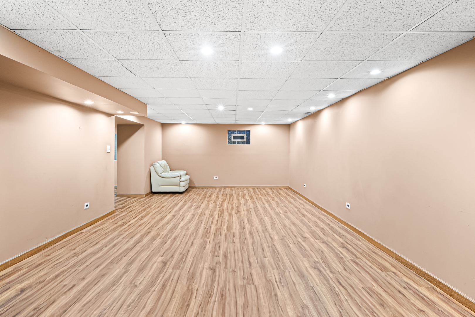 1130 North Thatcher Lane Addison IL 60101