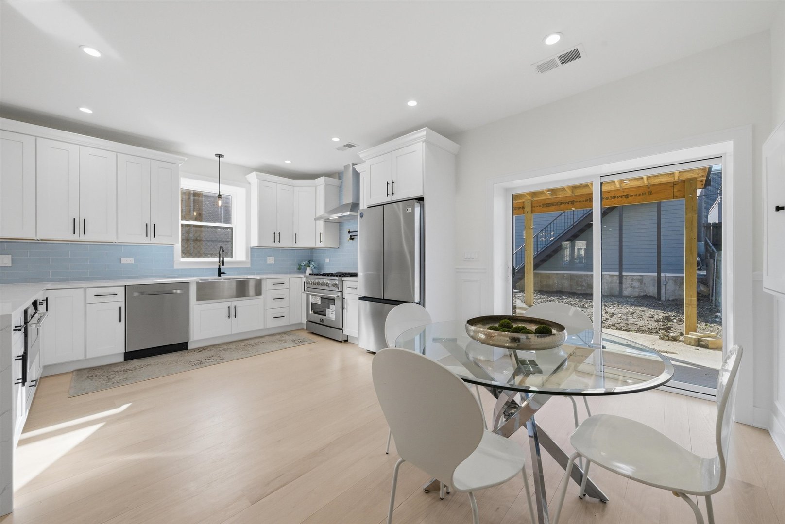 2625 West Armitage Avenue Chicago IL 60647