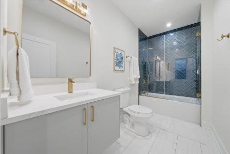 2625 West Armitage Avenue Chicago IL 60647