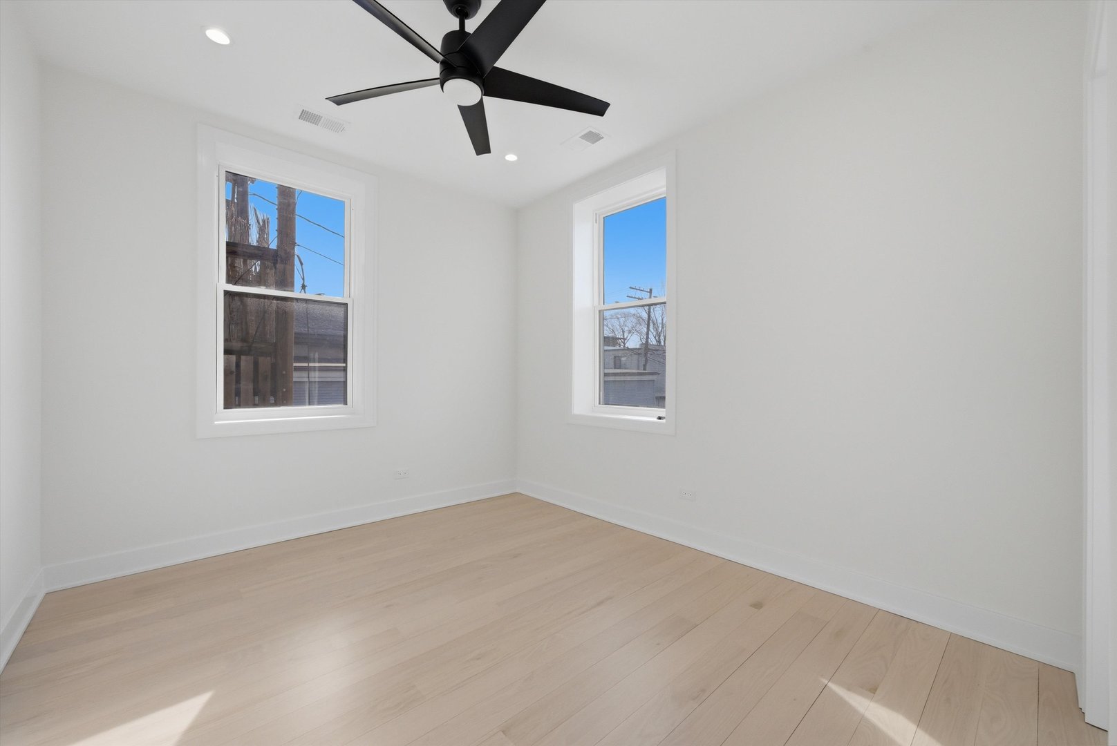 2625 West Armitage Avenue Chicago IL 60647