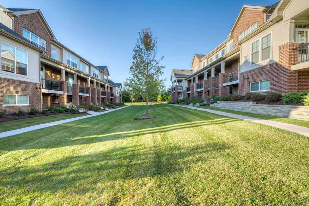 480 Woodmoor Drive Lombard IL 60148