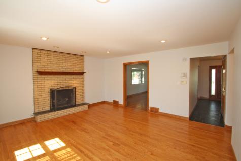 2405 East Miner Street Arlington Heights IL 60004