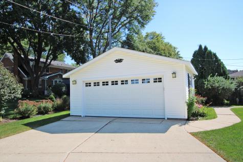 2405 East Miner Street Arlington Heights IL 60004