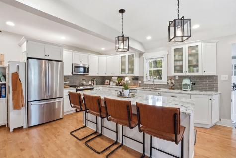 18347 Morris Avenue Homewood IL 60430