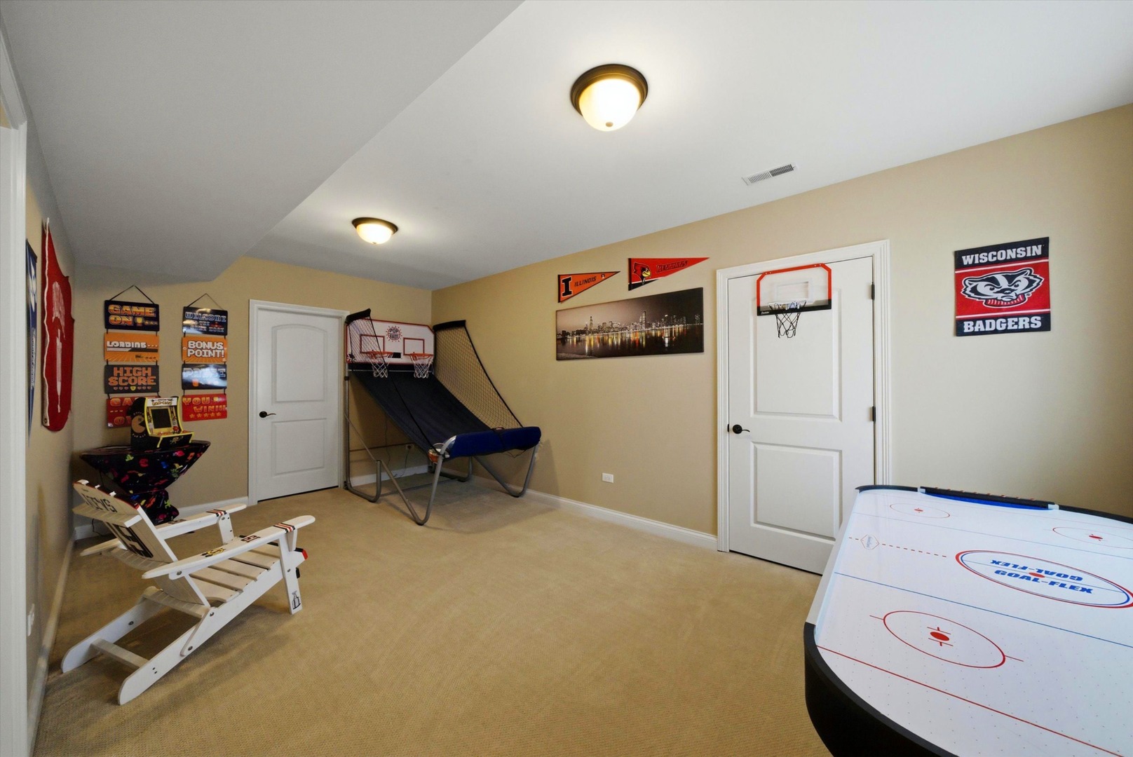 2061 Windham Circle Wheaton IL 60187