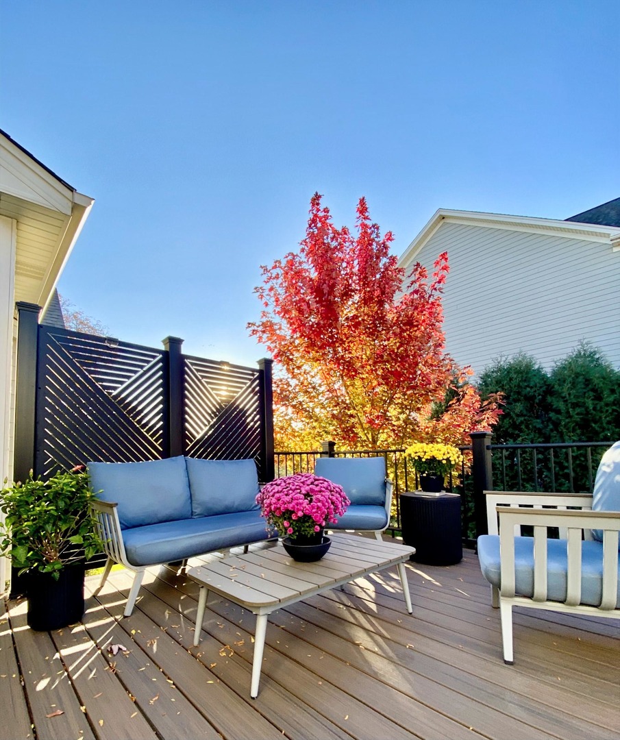 2061 Windham Circle Wheaton IL 60187