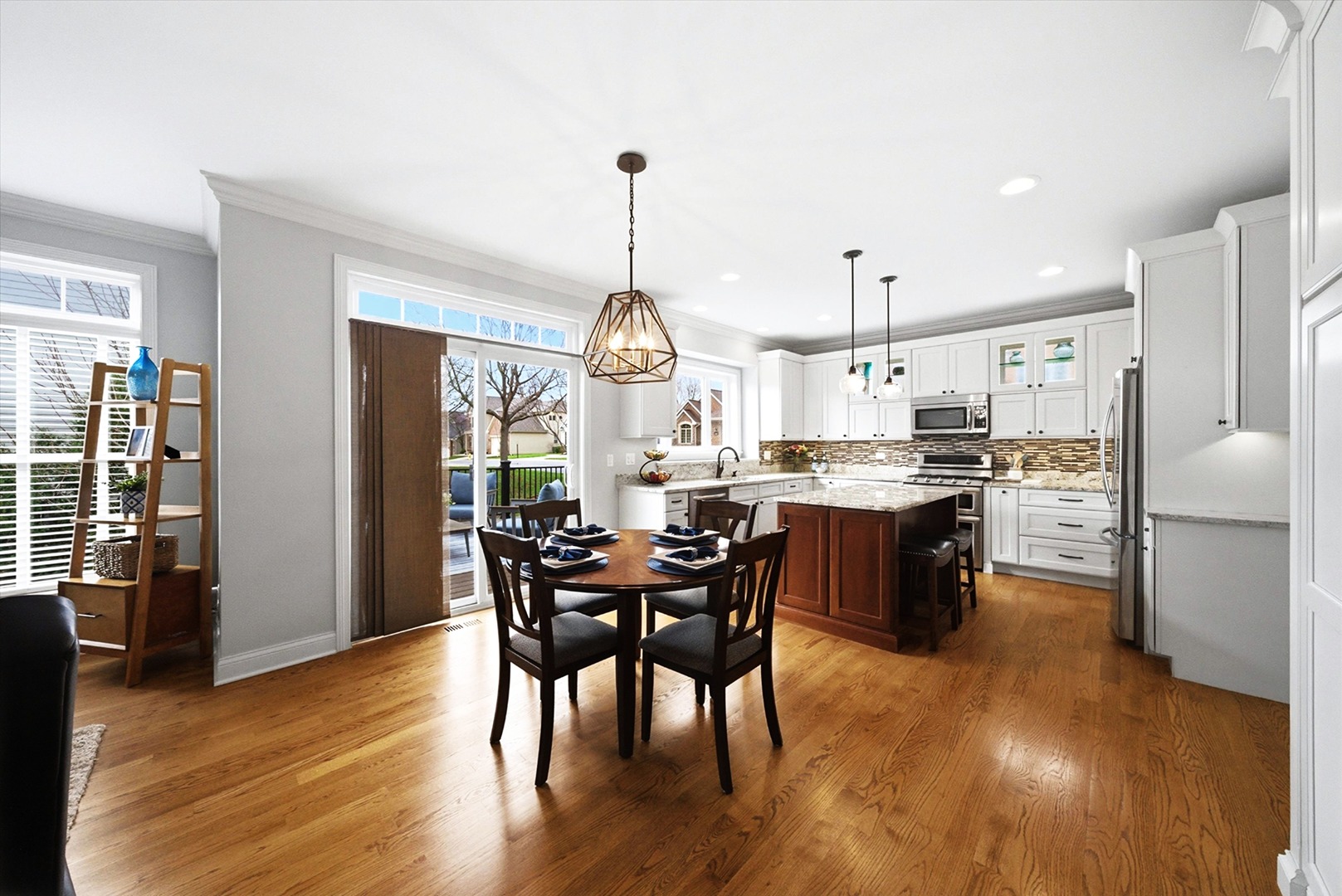 2061 Windham Circle Wheaton IL 60187