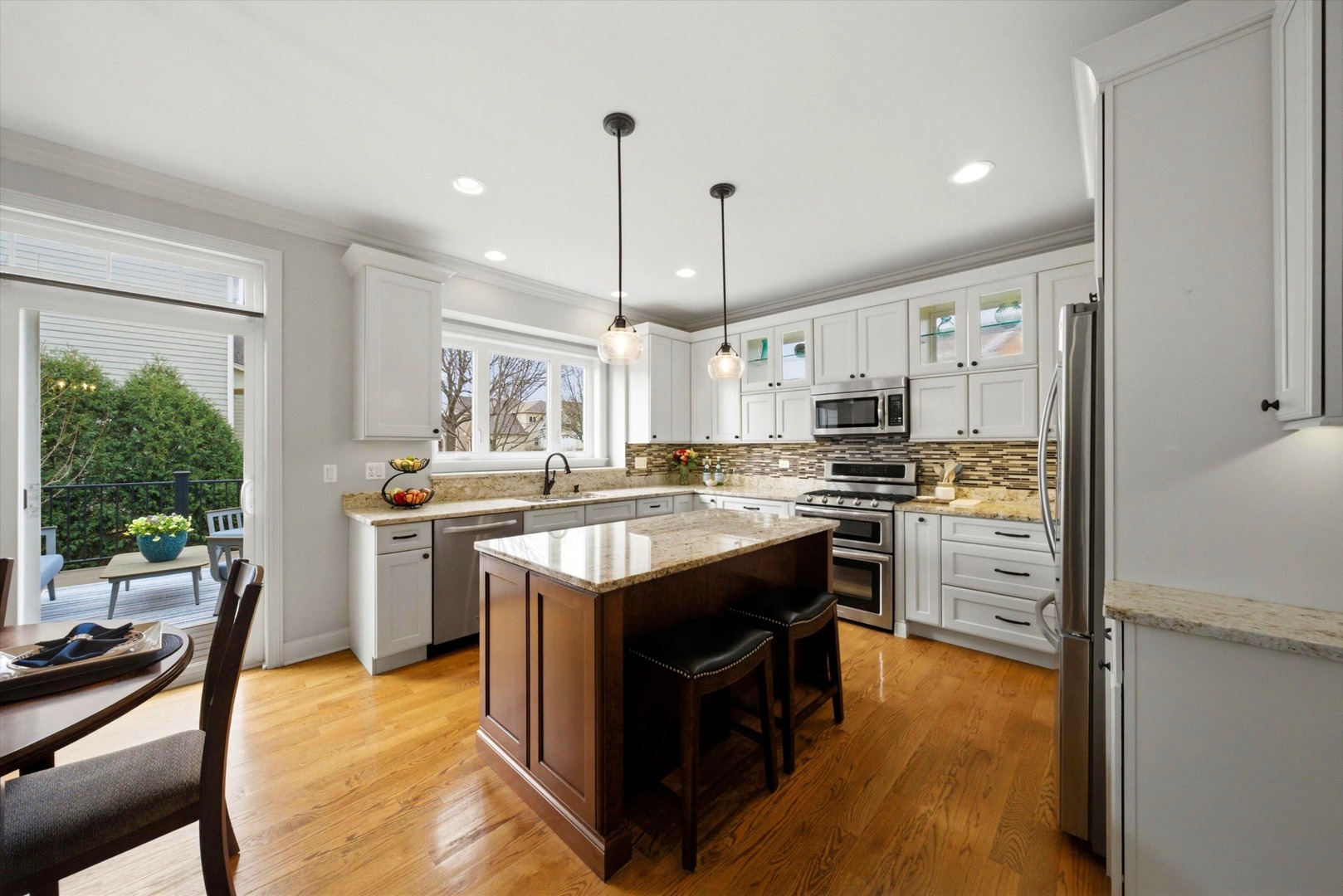 2061 Windham Circle Wheaton IL 60187