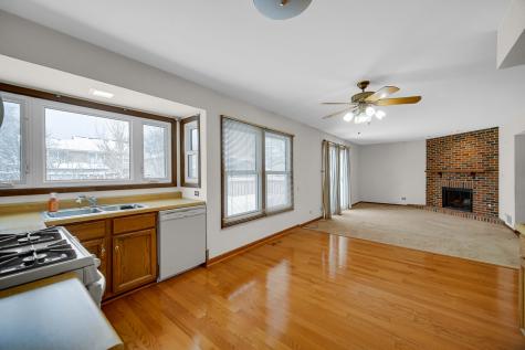 1818 Hawk Lane Elk Grove Village IL 60007