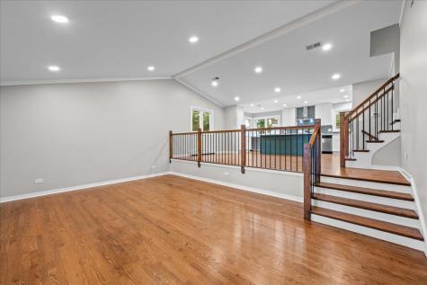 1400 East Ironwood Drive Mount Prospect IL 60056