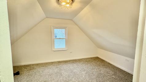 724 Mohawk Drive Round Lake Heights IL 60073