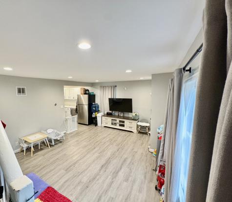 724 Mohawk Drive Round Lake Heights IL 60073