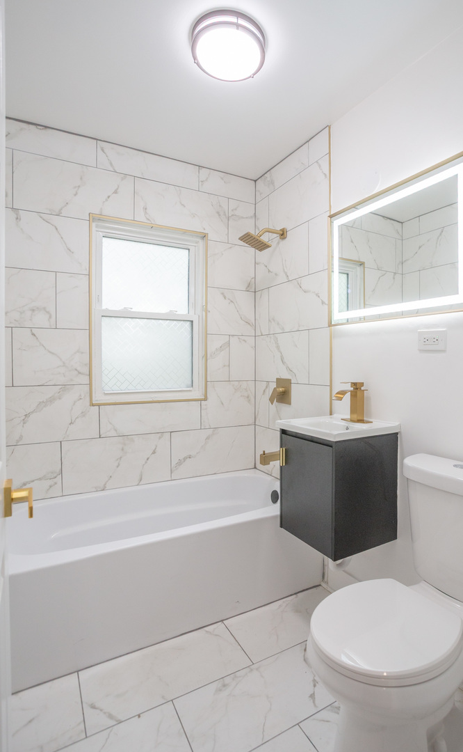 12250 South Aberdeen Street Chicago IL 60643