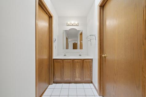 1016 North 7th Street Rochelle IL 61068