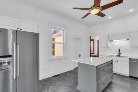 202 East Daggy Street Tuscola IL 61953