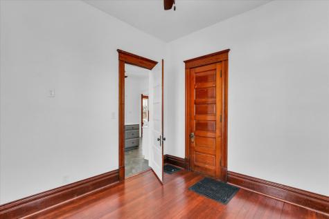 202 East Daggy Street Tuscola IL 61953
