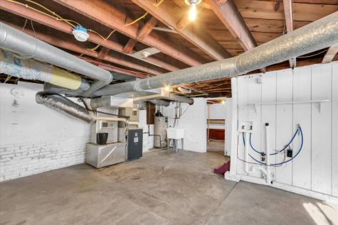 202 East Daggy Street Tuscola IL 61953