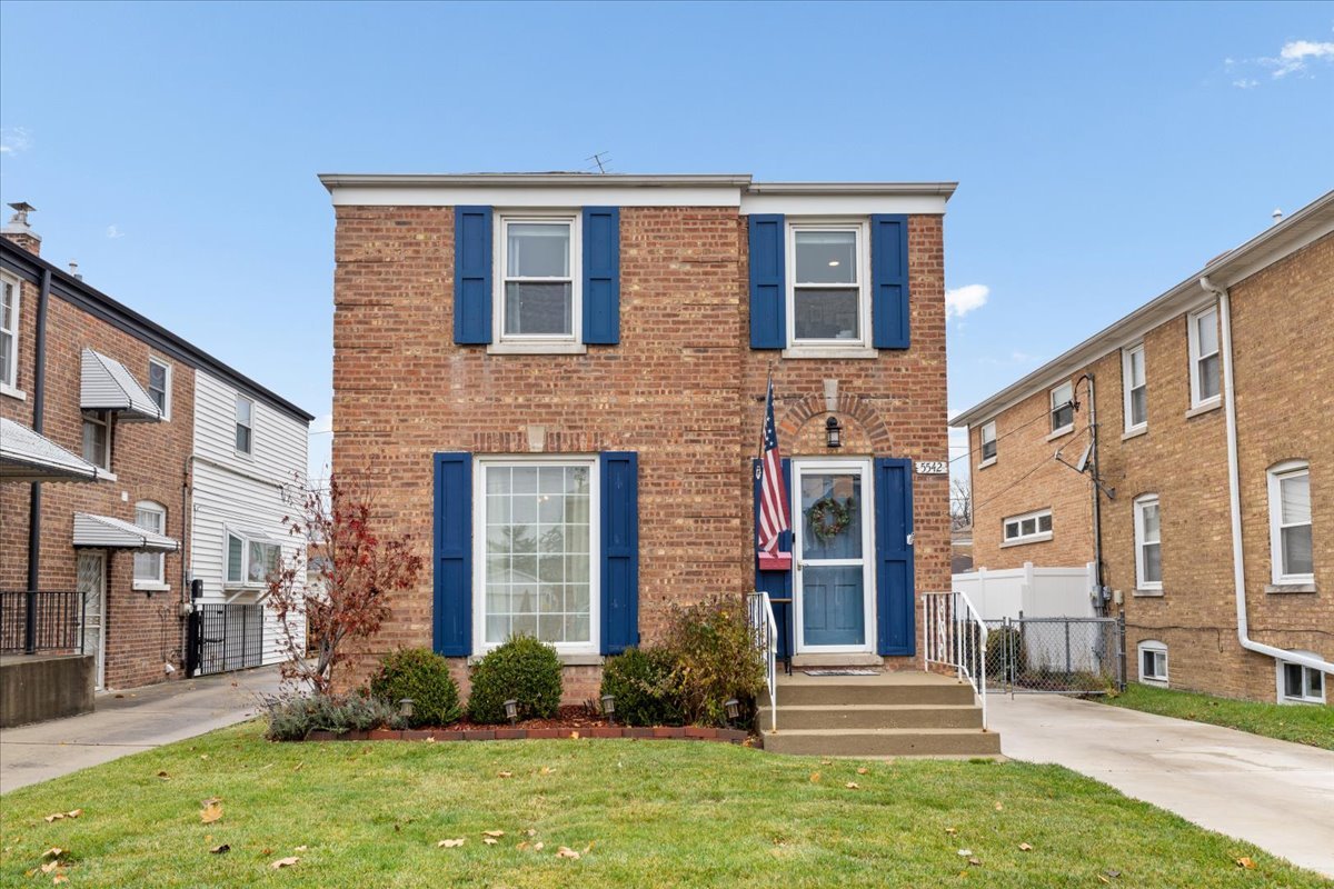 5542 North Osceola Avenue Chicago IL 60656