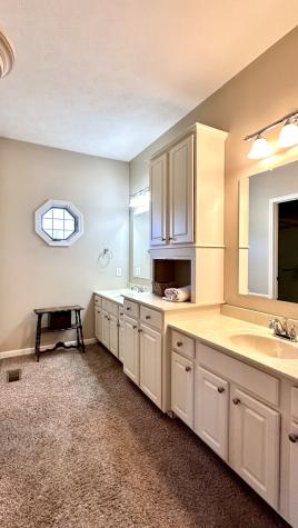 1208 Turnberry Drive Herrin IL 62948
