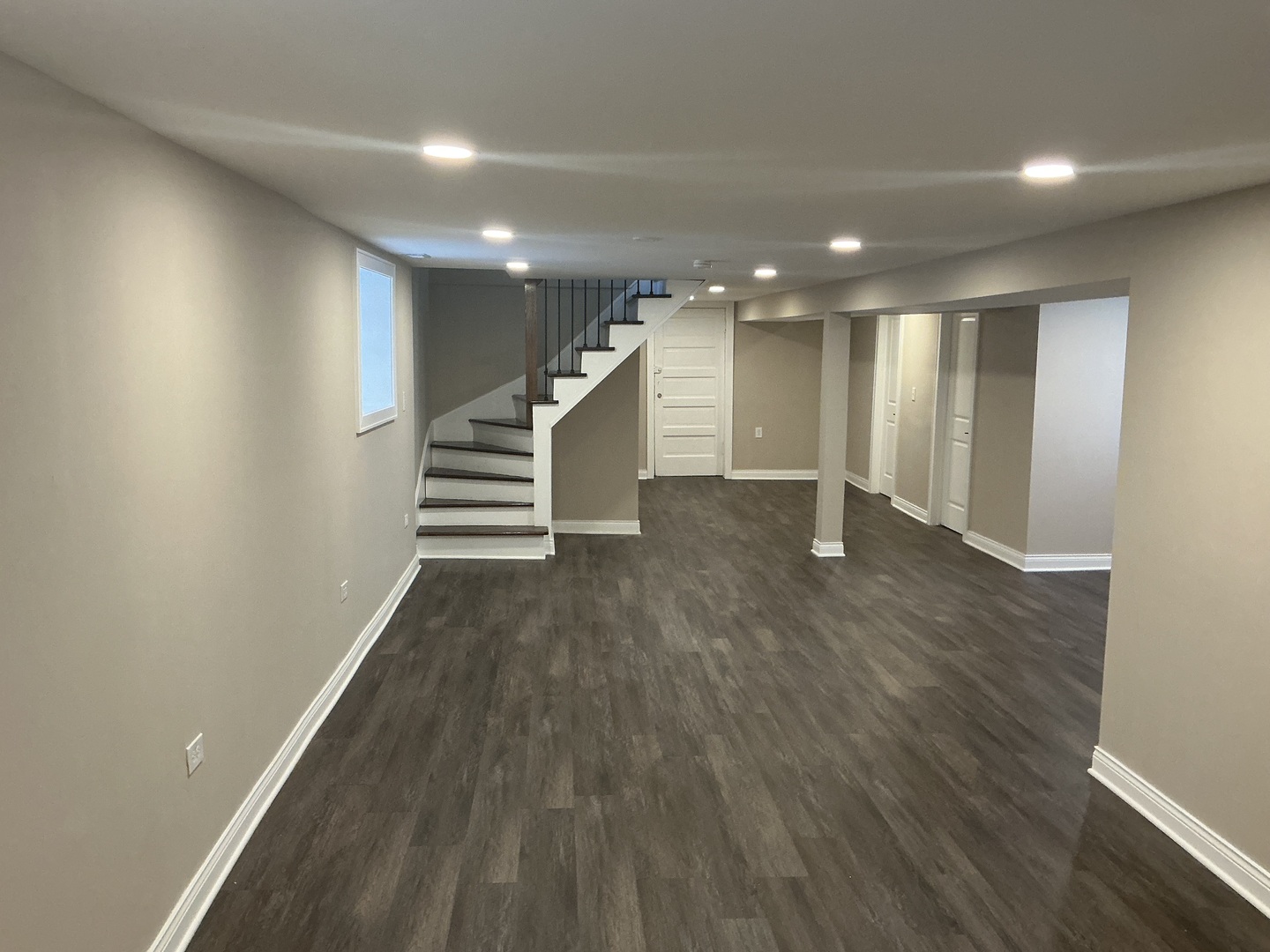 8042 South Bennett Avenue Chicago IL 60617