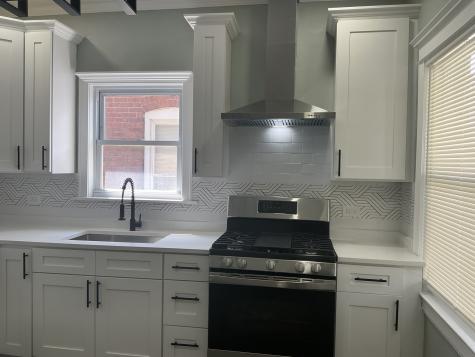 8042 South Bennett Avenue Chicago IL 60617