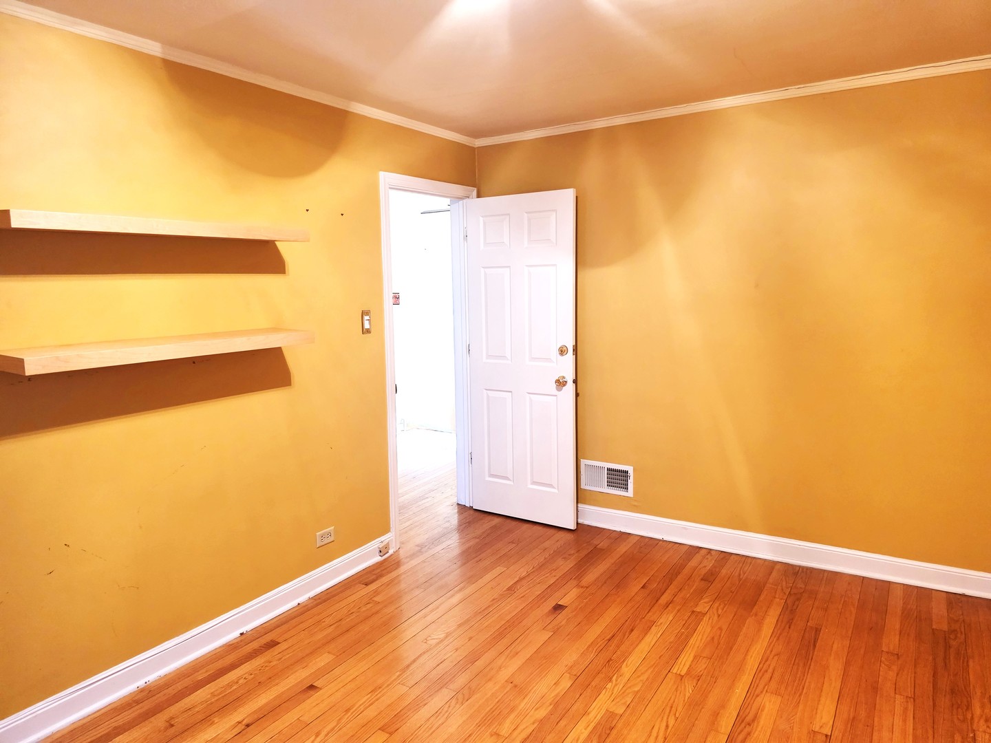 8609 South Indiana Avenue Chicago IL 60619