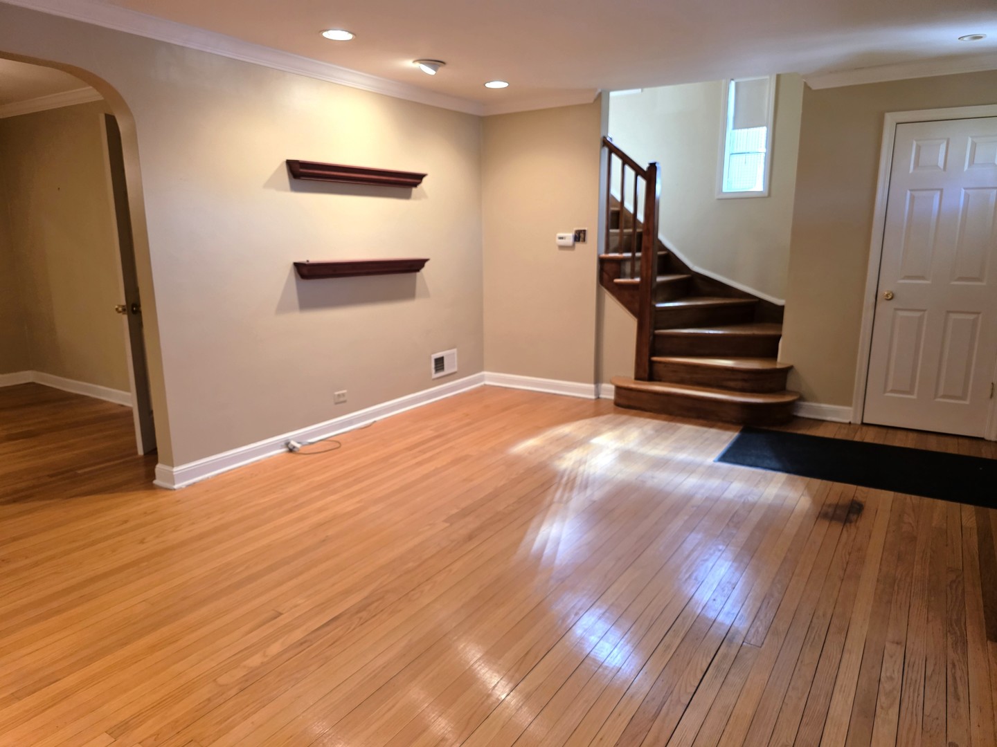 8609 South Indiana Avenue Chicago IL 60619