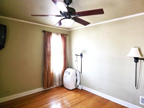 8609 South Indiana Avenue Chicago IL 60619