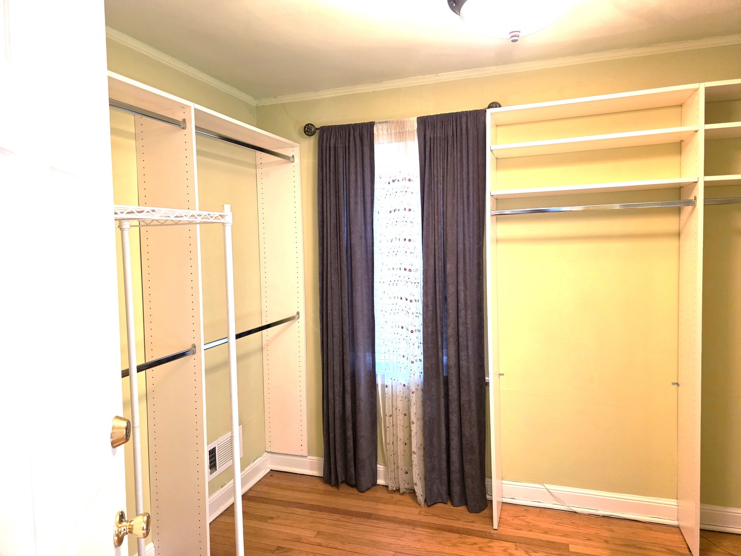 8609 South Indiana Avenue Chicago IL 60619