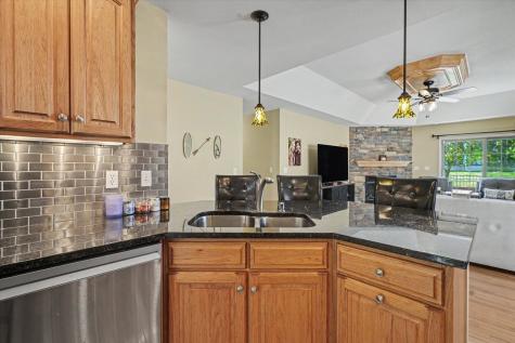 1913 Quail Run Drive Mahomet IL 61853