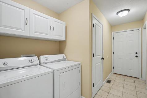 1913 Quail Run Drive Mahomet IL 61853