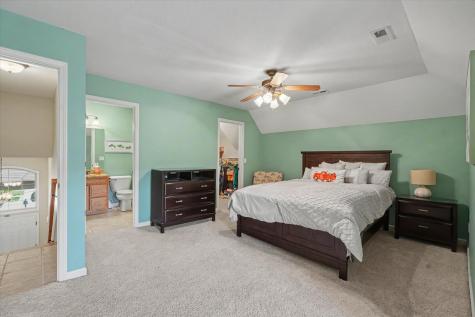 1913 Quail Run Drive Mahomet IL 61853