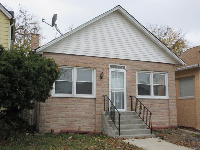 7522 South Merrill Avenue Chicago IL 60649