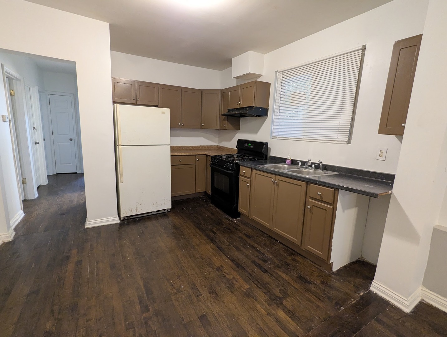 7414 South Colfax Avenue Chicago IL 60649