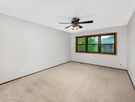 131 White Birch Lane Westmont IL 60559